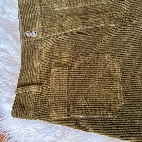 Madewell Green Corduroy mini skirt with front pockets. EUC Y2K size 10 - Picture 6 of 8